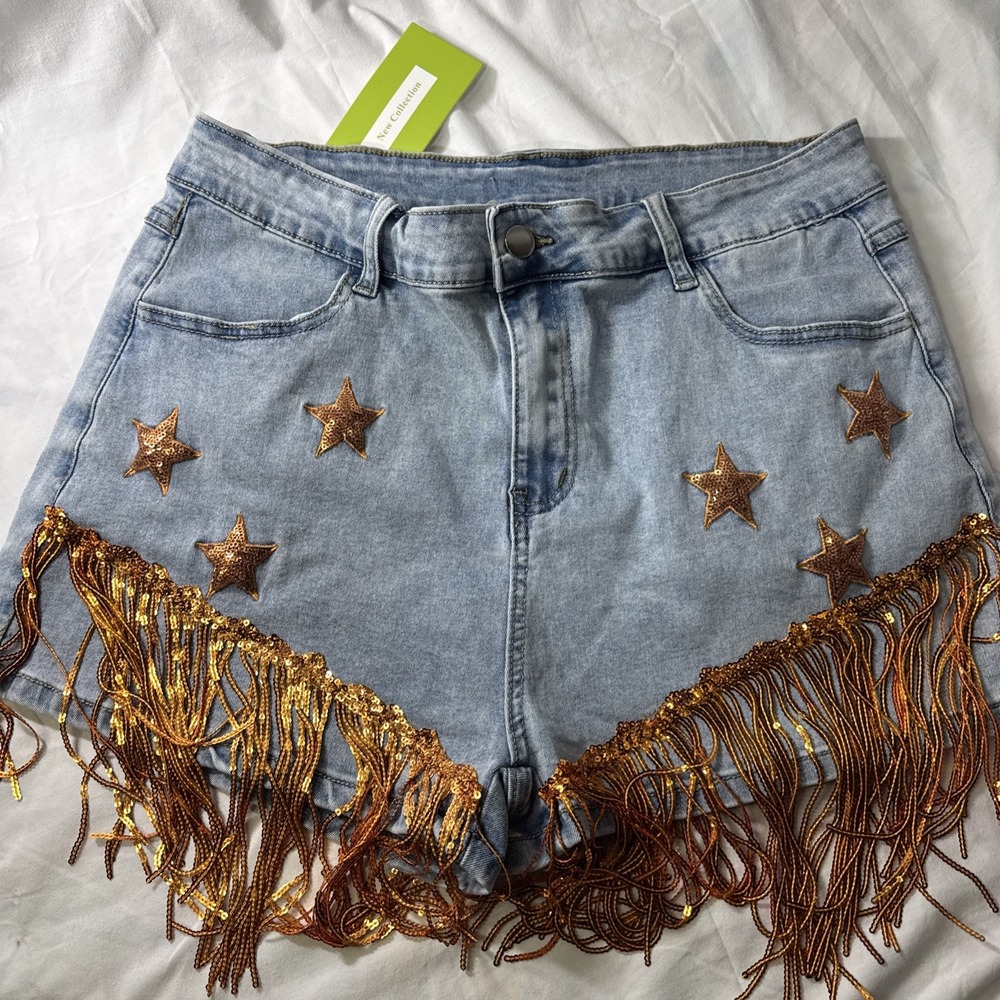 Woman's Las‎ Vegas Sequin Booty Shorts Size XL NWT Bling Star And Tassels